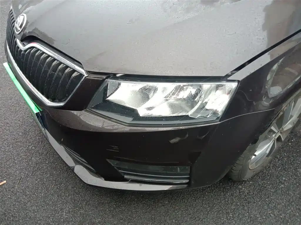 Skoda Octavia 2017 — фото 18
