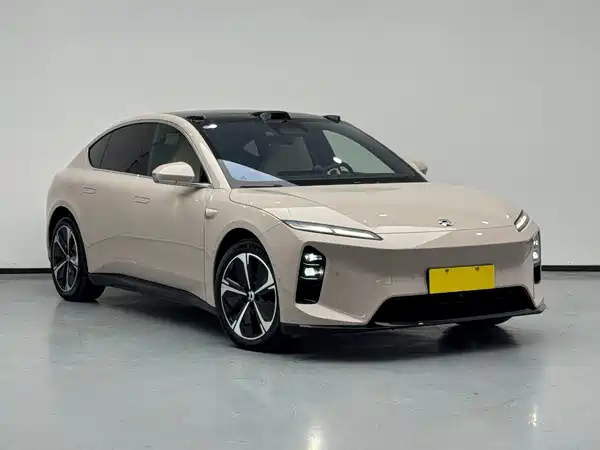 NIO ET5 2025