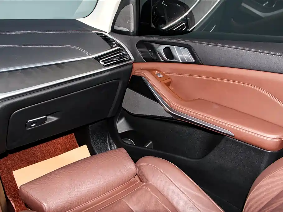 BMW X7 2022 — фото 22