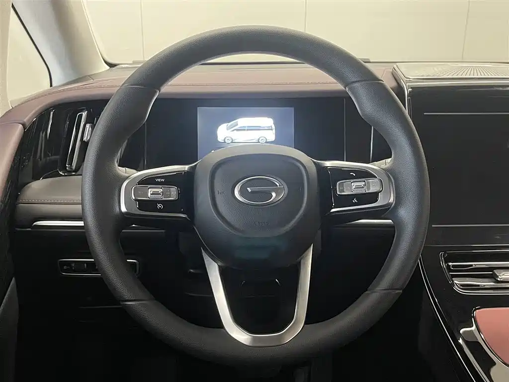 GAC Motor Trumpchi E9 2025 — фото 13