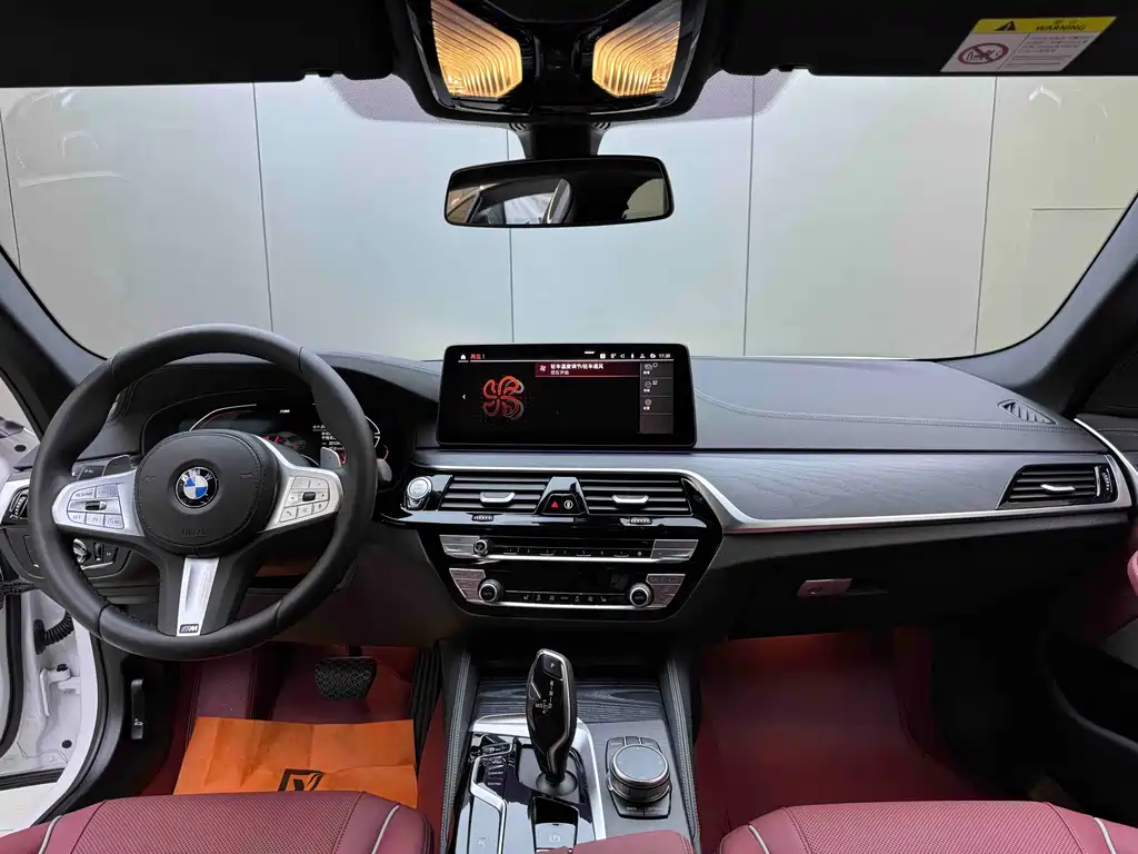 BMW 5 Series 2023 — фото 14