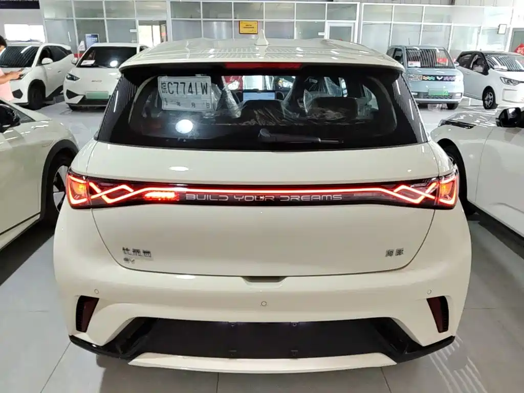 BYD Dolphin 2026