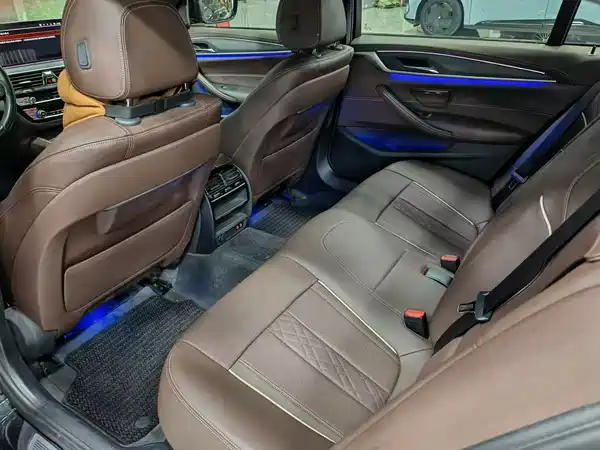 BMW 5 Series 2022