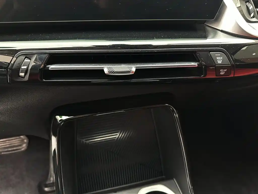 BMW X1 2023 — фото 18