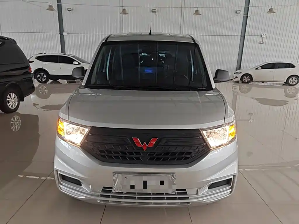 Wuling Hongguang V 2024