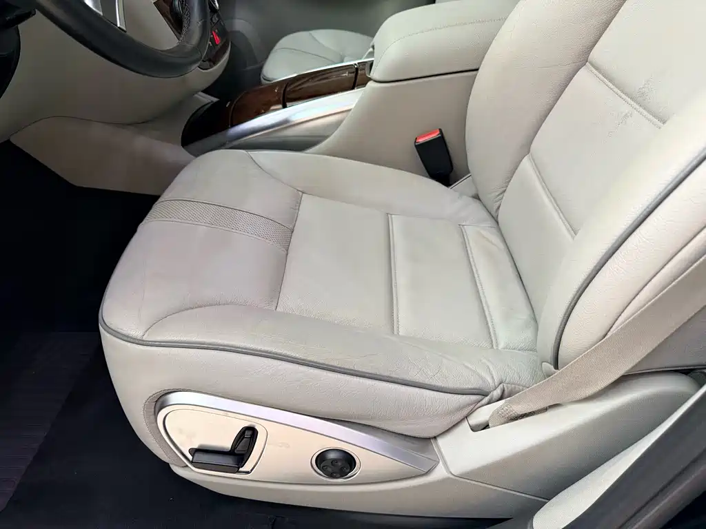 Mercedes-Benz R-Class 2013 — фото 13