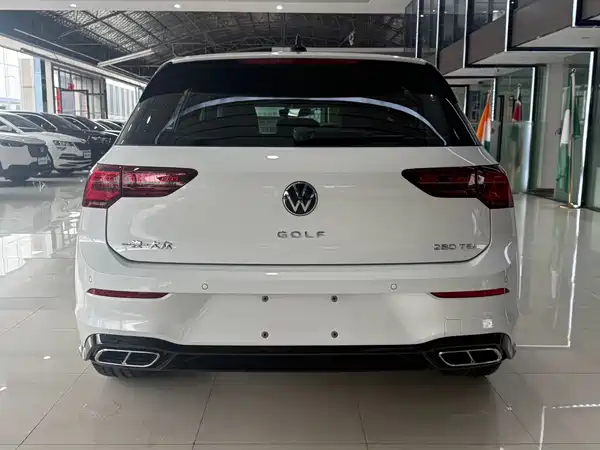 Volkswagen Golf 2023