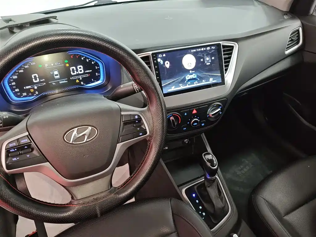Hyundai Verna 2021 — фото 10