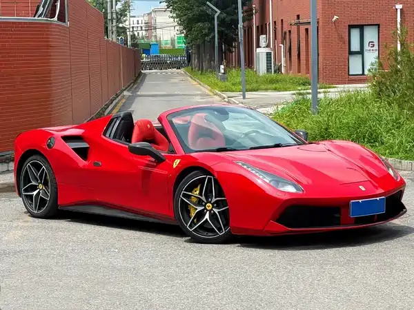 Ferrari 488 2019