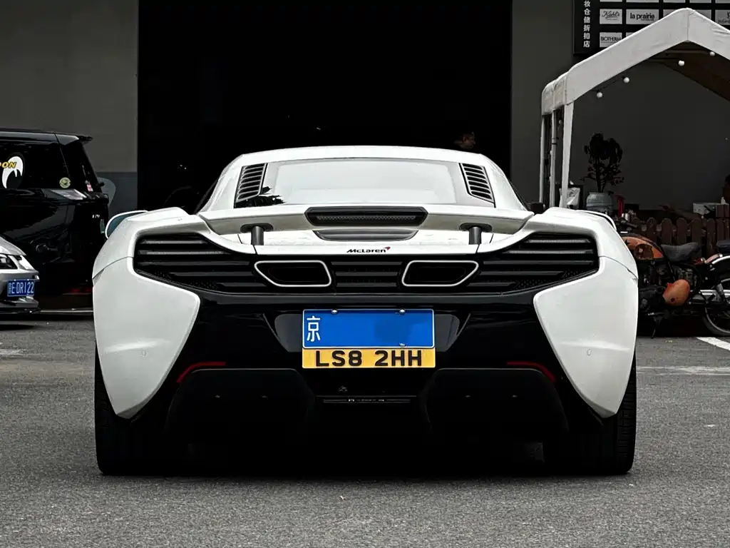 McLaren 12C 2014 — фото 10