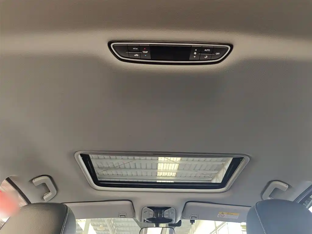 GAC Motor Trumpchi M8 2020 — фото 18