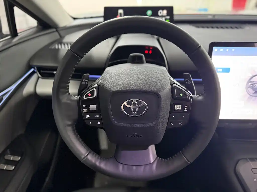 Toyota bZ5 2025 — фото 10