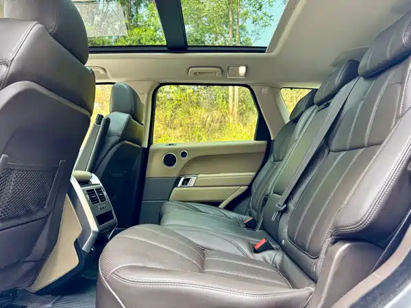 Land Rover Range Rover Sport 2015