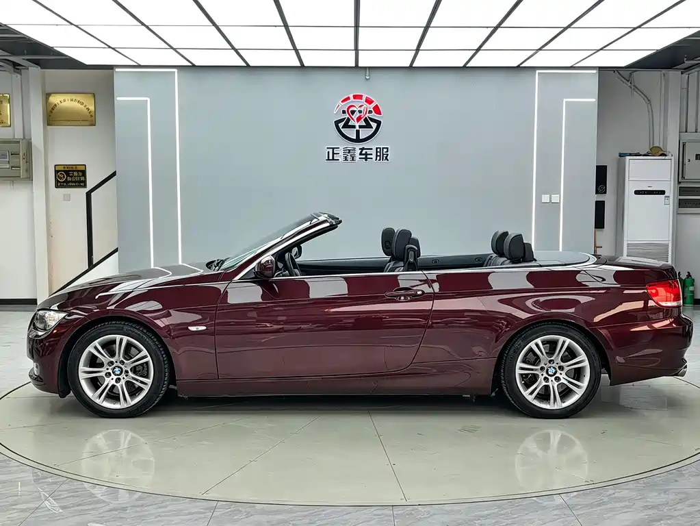 BMW 3 Series 2010