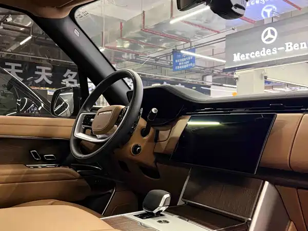 Land Rover Range Rover 2023