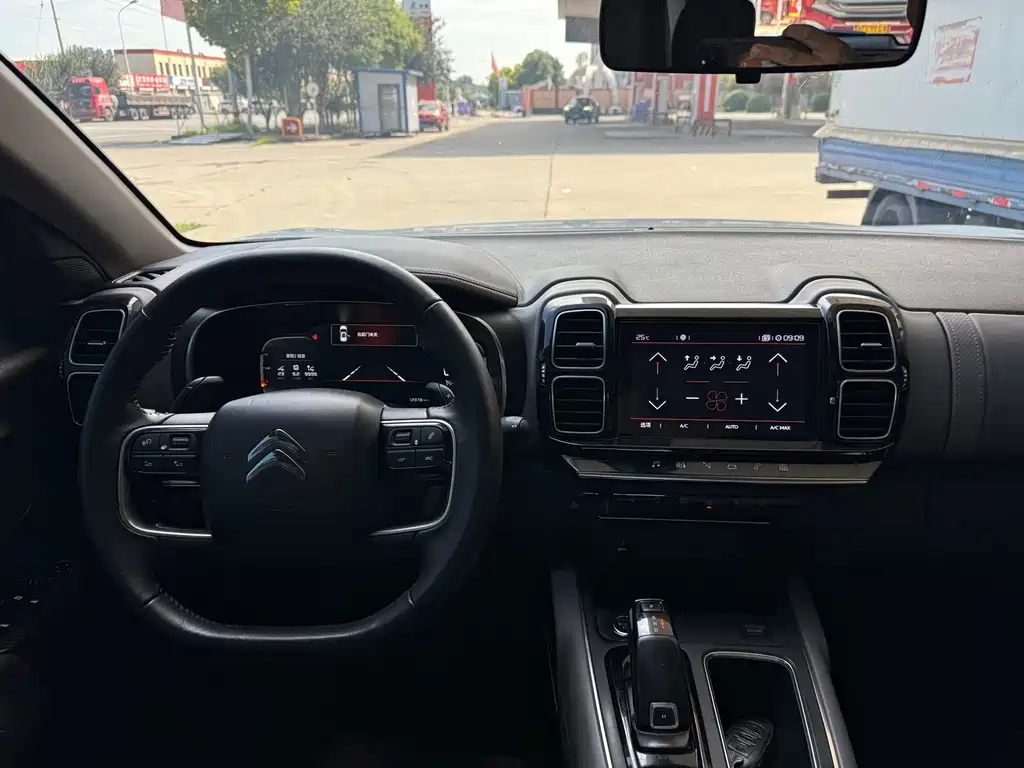 Citroën C5 Aircross 2019 — фото 8