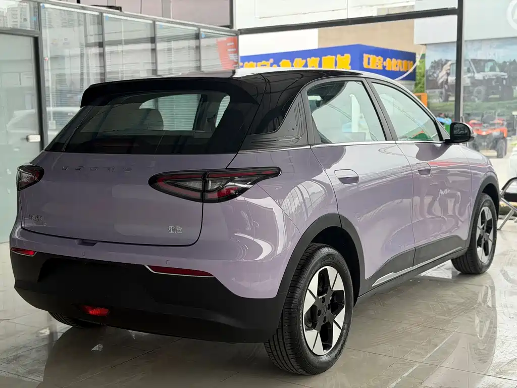 Geely Galaxy Starwish 2025 — фото 15