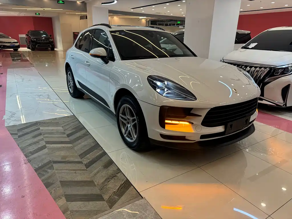 Porsche Macan 2020 — фото 3