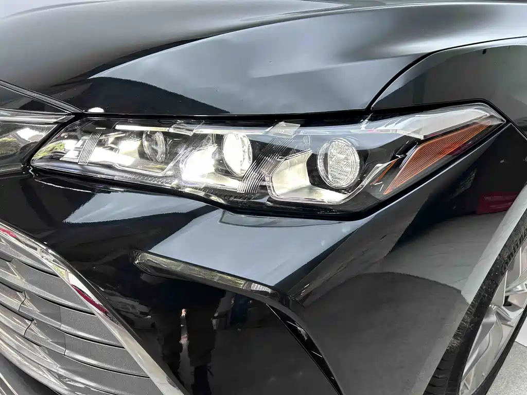 Toyota Avalon 2022 — фото 25