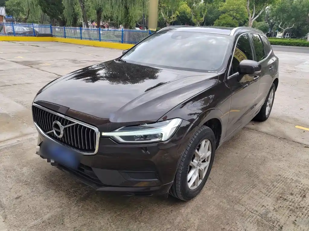 Volvo XC60 2019 — фото 2