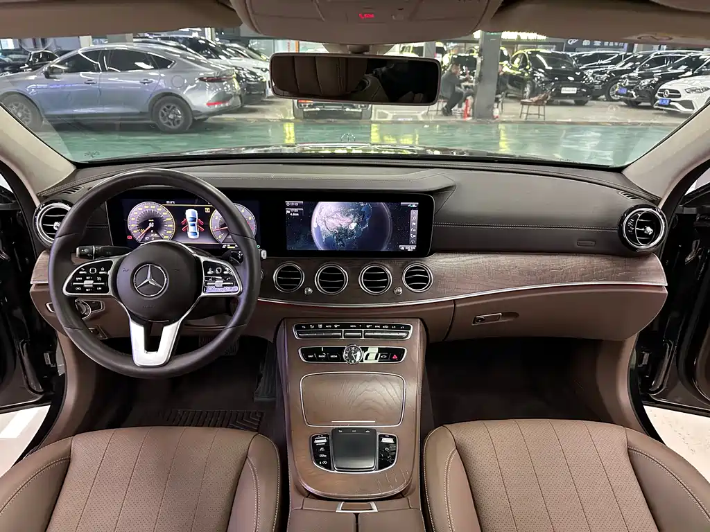 Mercedes-Benz E-Class 2020 — фото 8