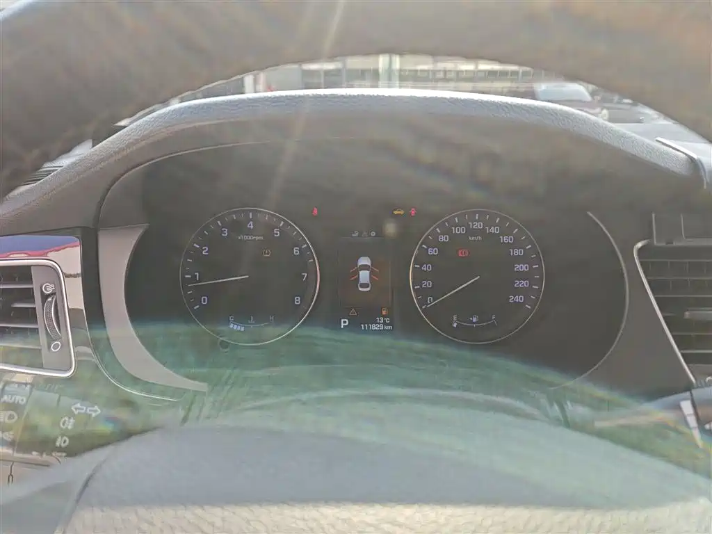 Hyundai Mistra 2015 — фото 11