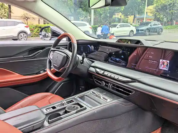 Lincoln Z 2023