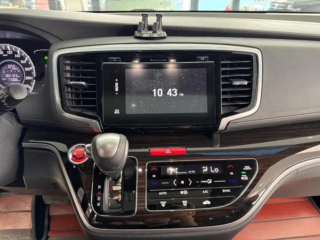 Honda Odyssey 2019 — фото 18