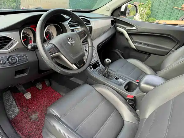 MG GS 2016