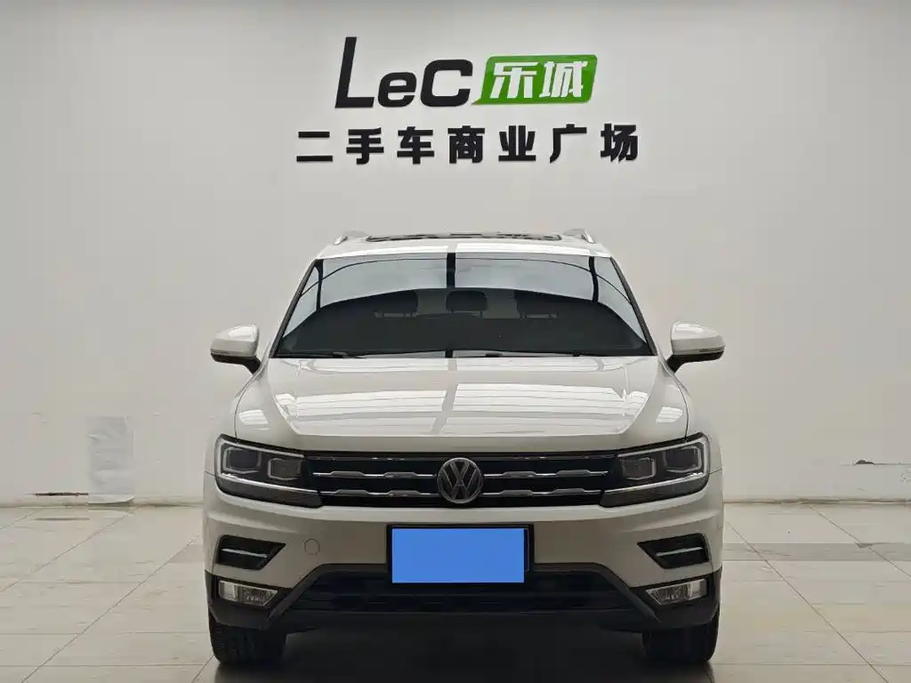 Volkswagen Tiguan L 2019 — фото 2