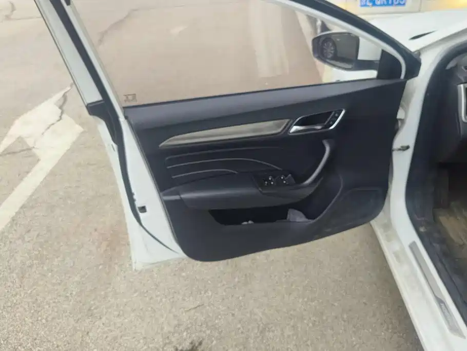 Roewe i6 Classic 2019