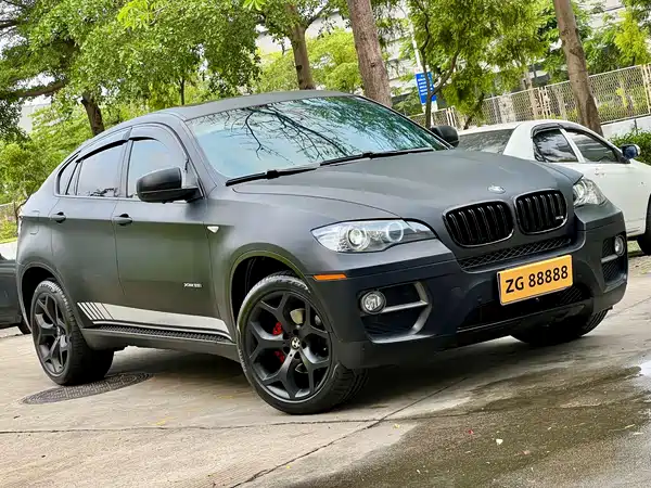 BMW X6 2013