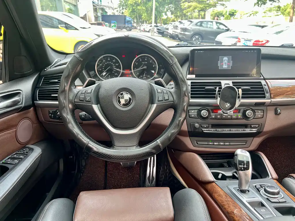 BMW X6 2013 — фото 13