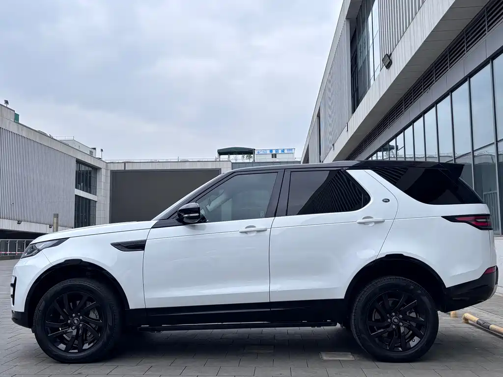 Land Rover Discovery 2020 — фото 4