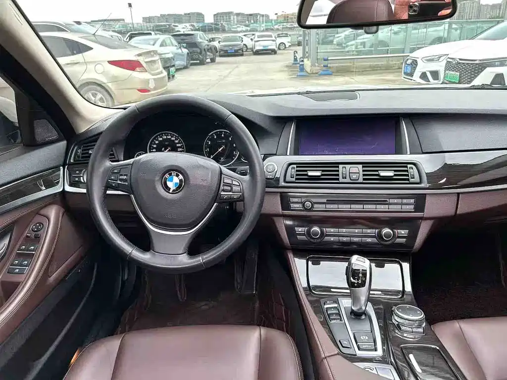 BMW 5 Series 2016