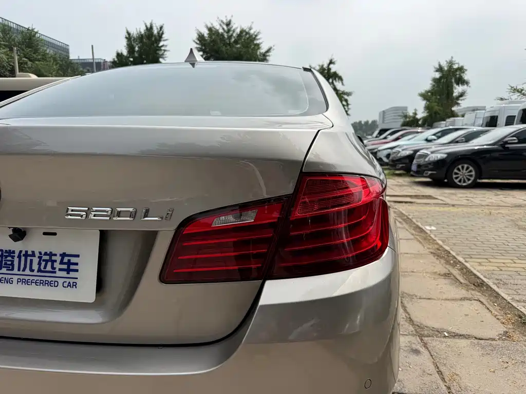 BMW 5 Series 2016