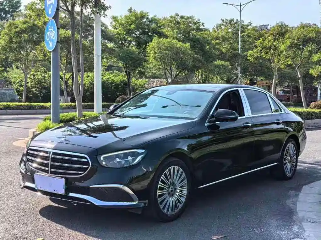 Mercedes-Benz E-Class 2023 — фото 1