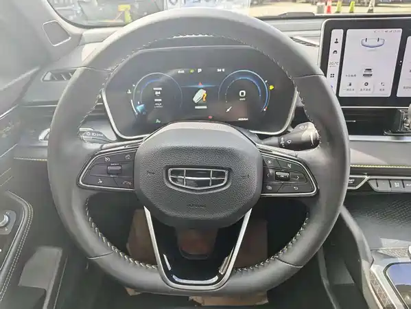 Geely Xingrui 2022
