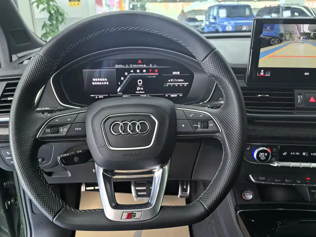 Audi SQ5 2022 — фото 15