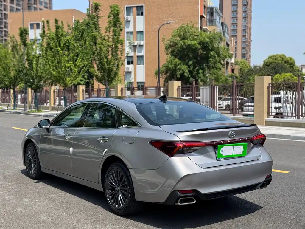 Toyota Avalon 2019 — фото 4