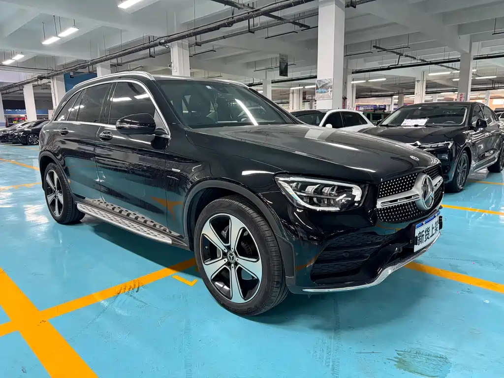 Mercedes-Benz GLC 2023 — фото 3