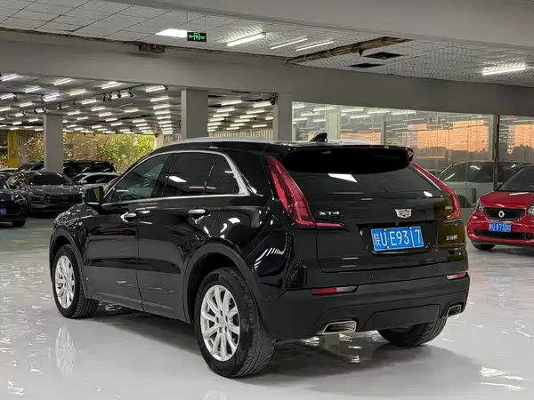 Cadillac XT4 2021