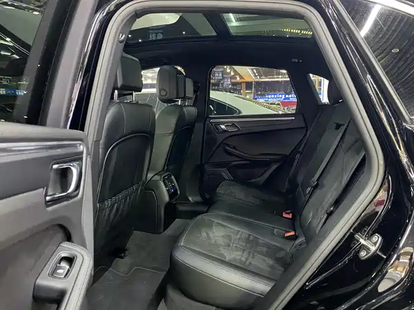 Porsche Macan 2016