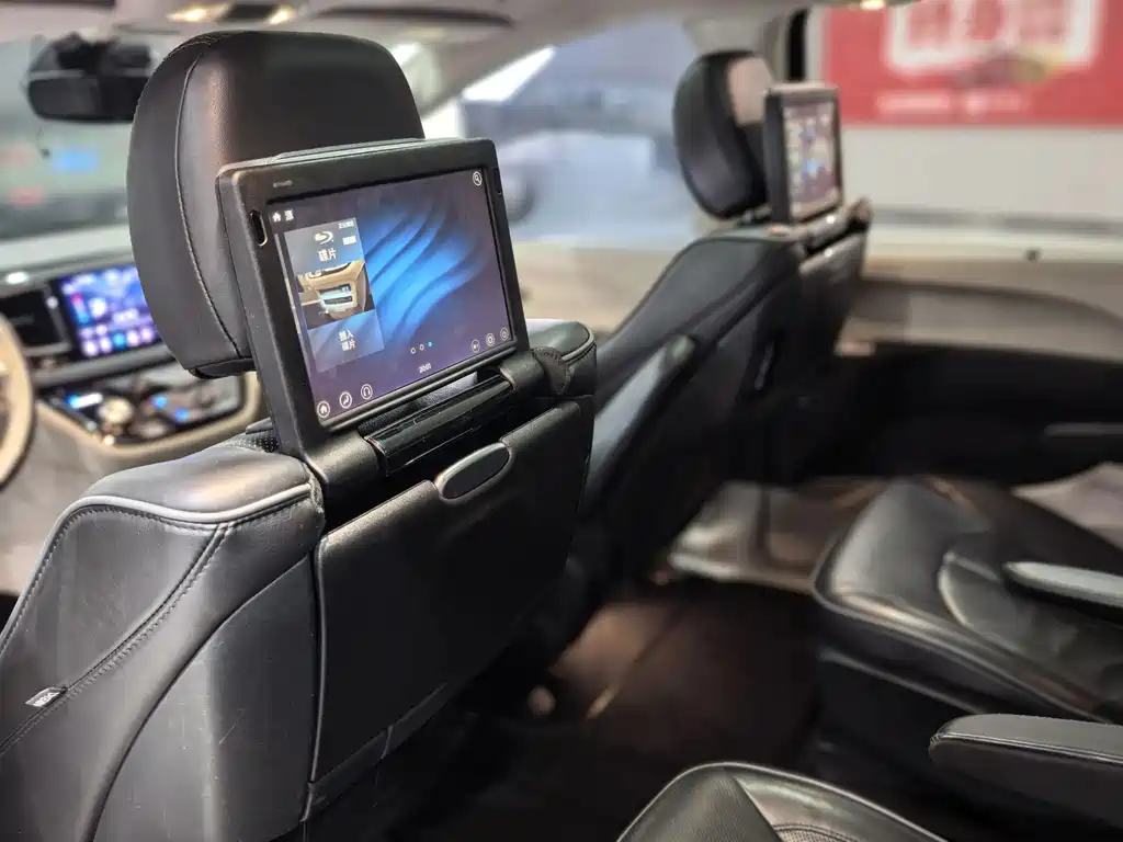 Chrysler Grand Voyager 2019 — фото 21