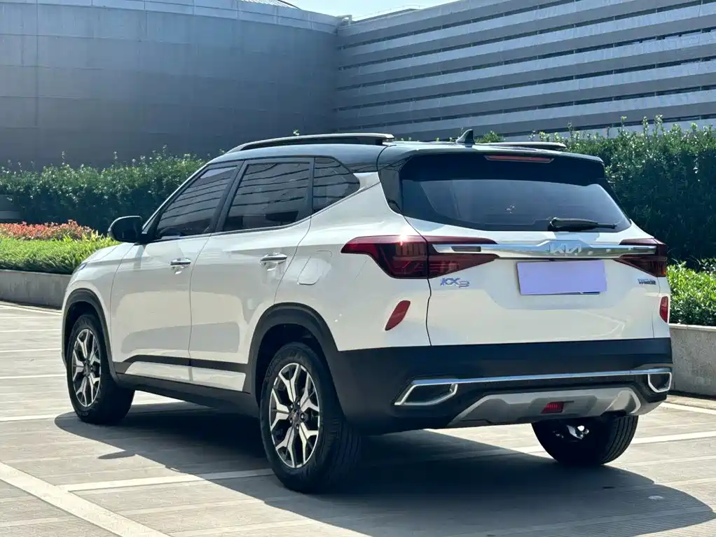 Kia KX3 Proud Running 2022