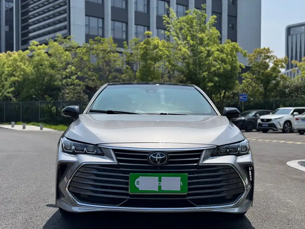 Toyota Avalon 2019 — фото 2