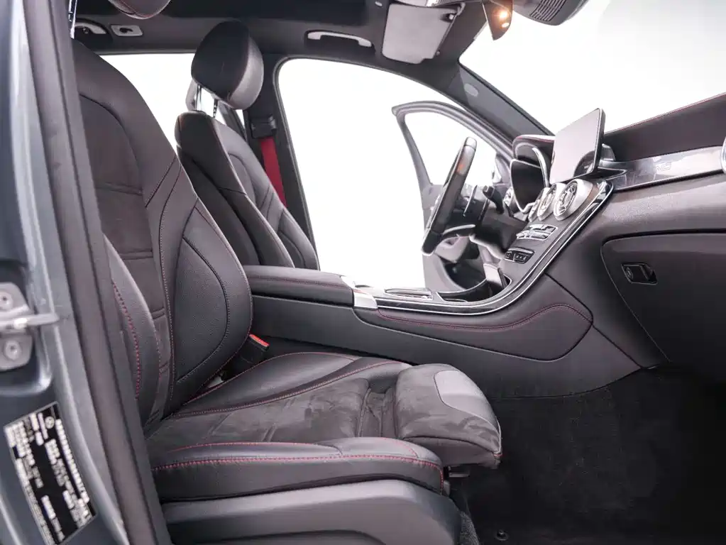 Mercedes-Benz GLC AMG 2021 — фото 27