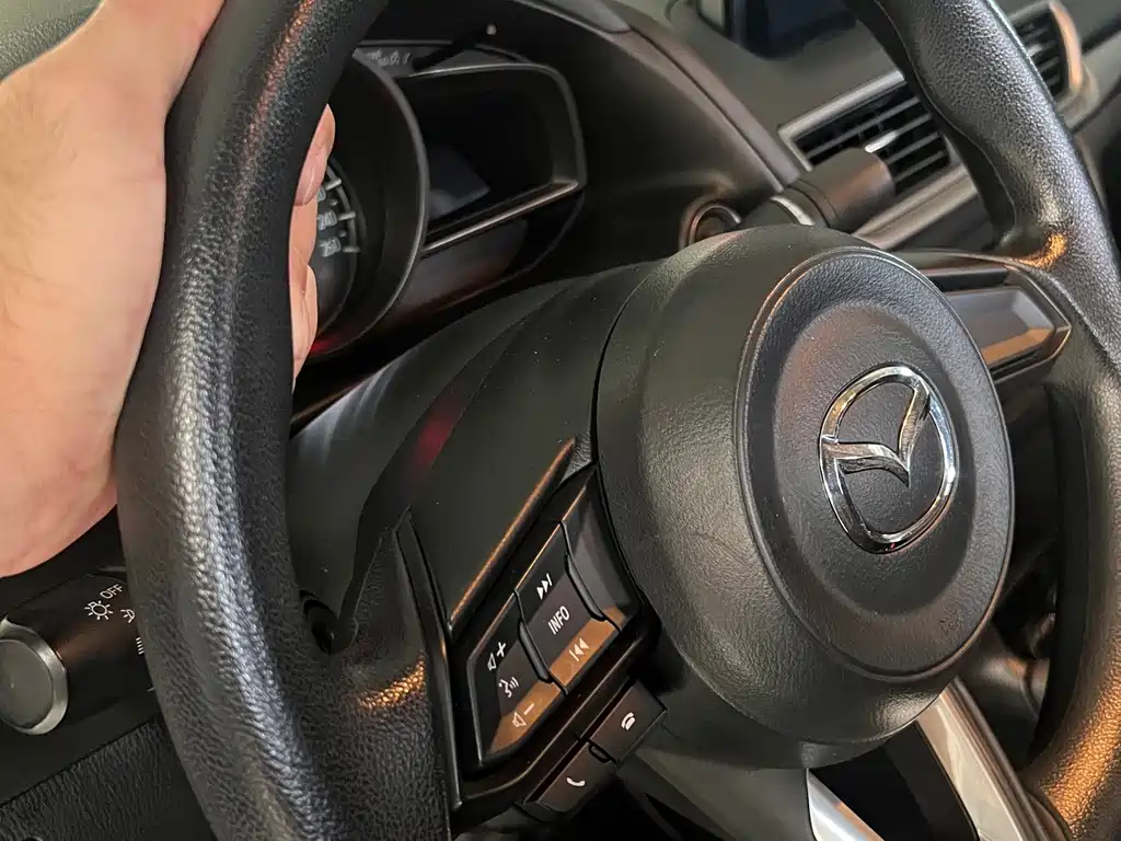 Mazda 3 Angkesela 2018 — фото 11