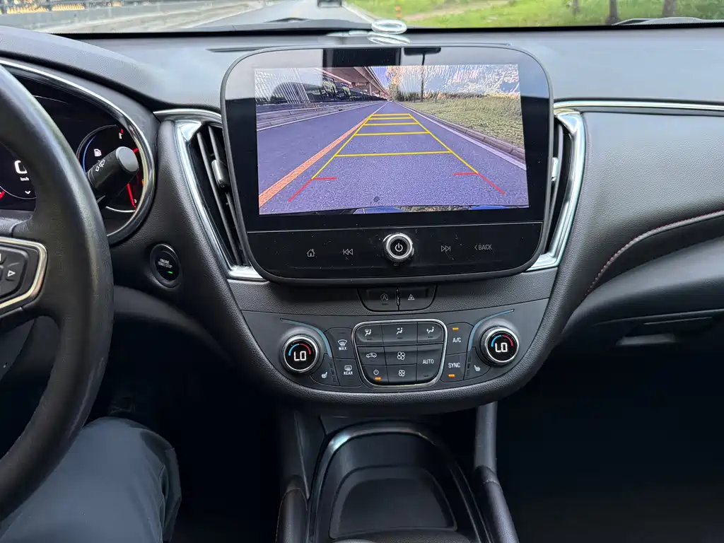 Chevrolet Malibu XL 2022 — фото 16