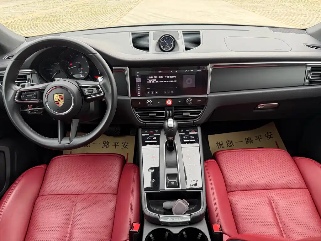 Porsche Macan 2024 — фото 16